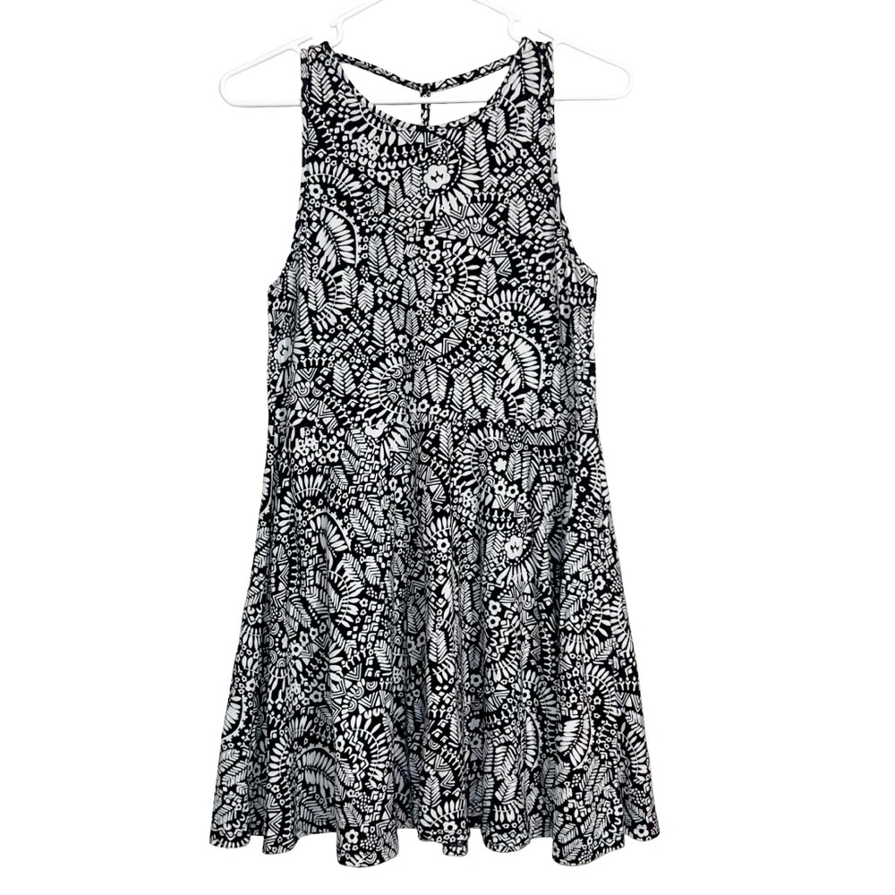 Aeropostale Black & White Sleeveless Skater Dress with Cut Out Back Design